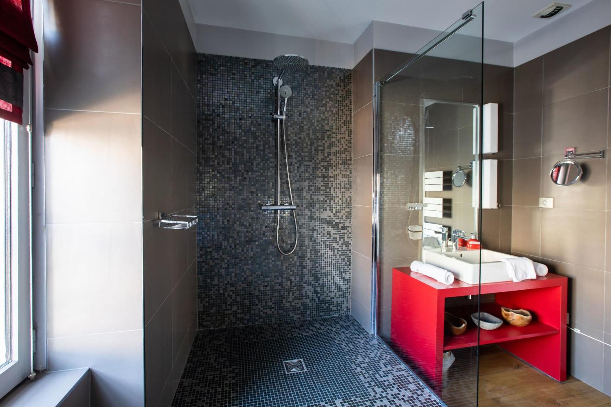 La Villa Fleury - Apparthotel De Standing - La Rubis Brillance Et Douceur Limoges Exterior photo